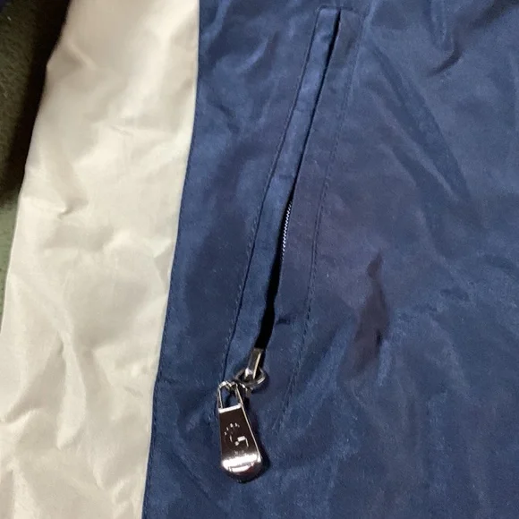 Men’s Air Force jacket w/ fleece lining. Armpit to armpit approx. 26 1/2 inches - Picture 4 of 14